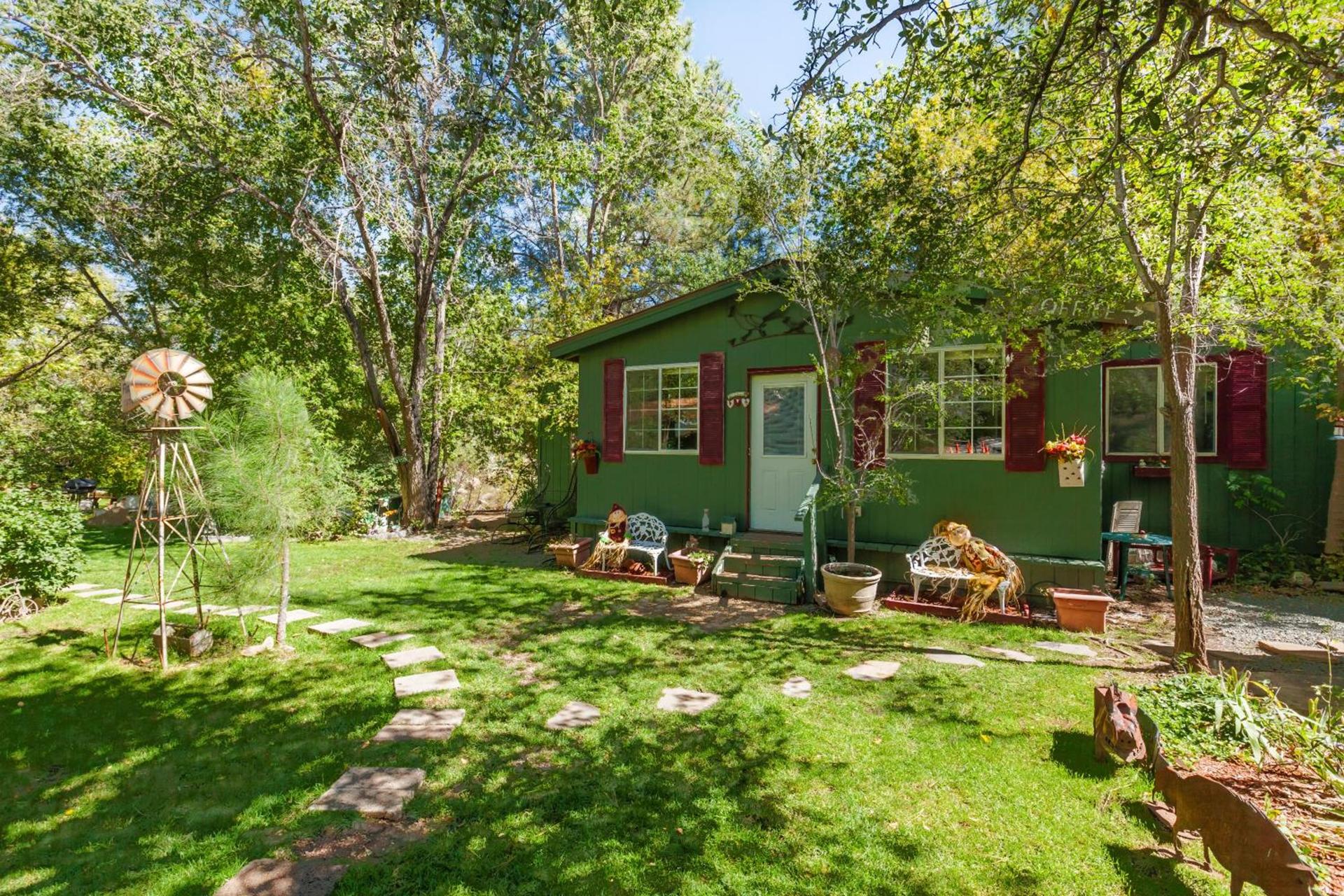 Apple Creek Cottages photo 7