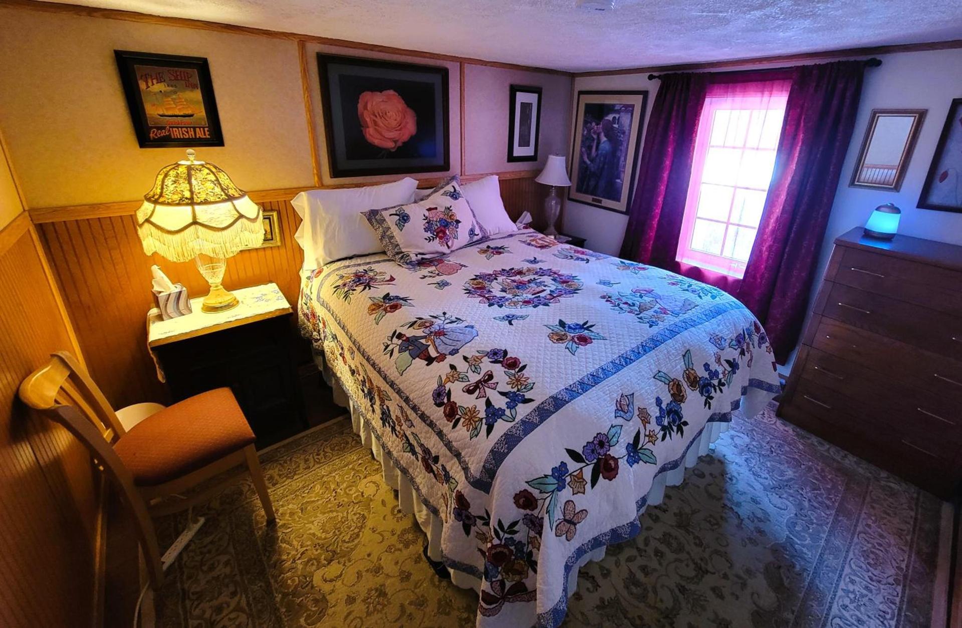 Billie's Backpackers Hostel photo 28