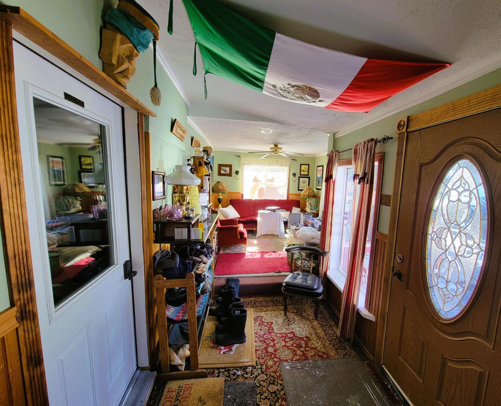 Billie's Backpackers Hostel photo 30