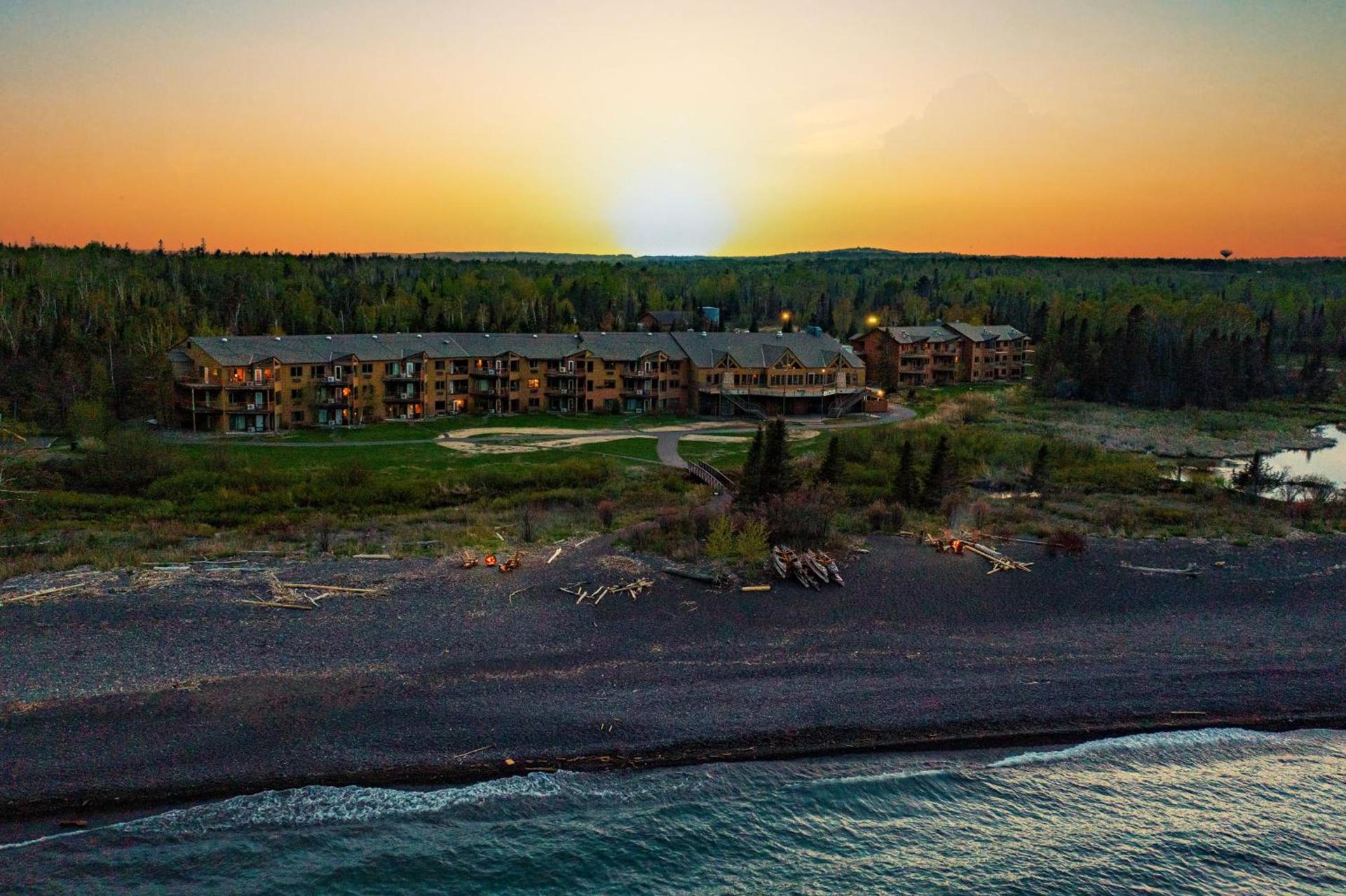 Superior Shores Resort photo 7