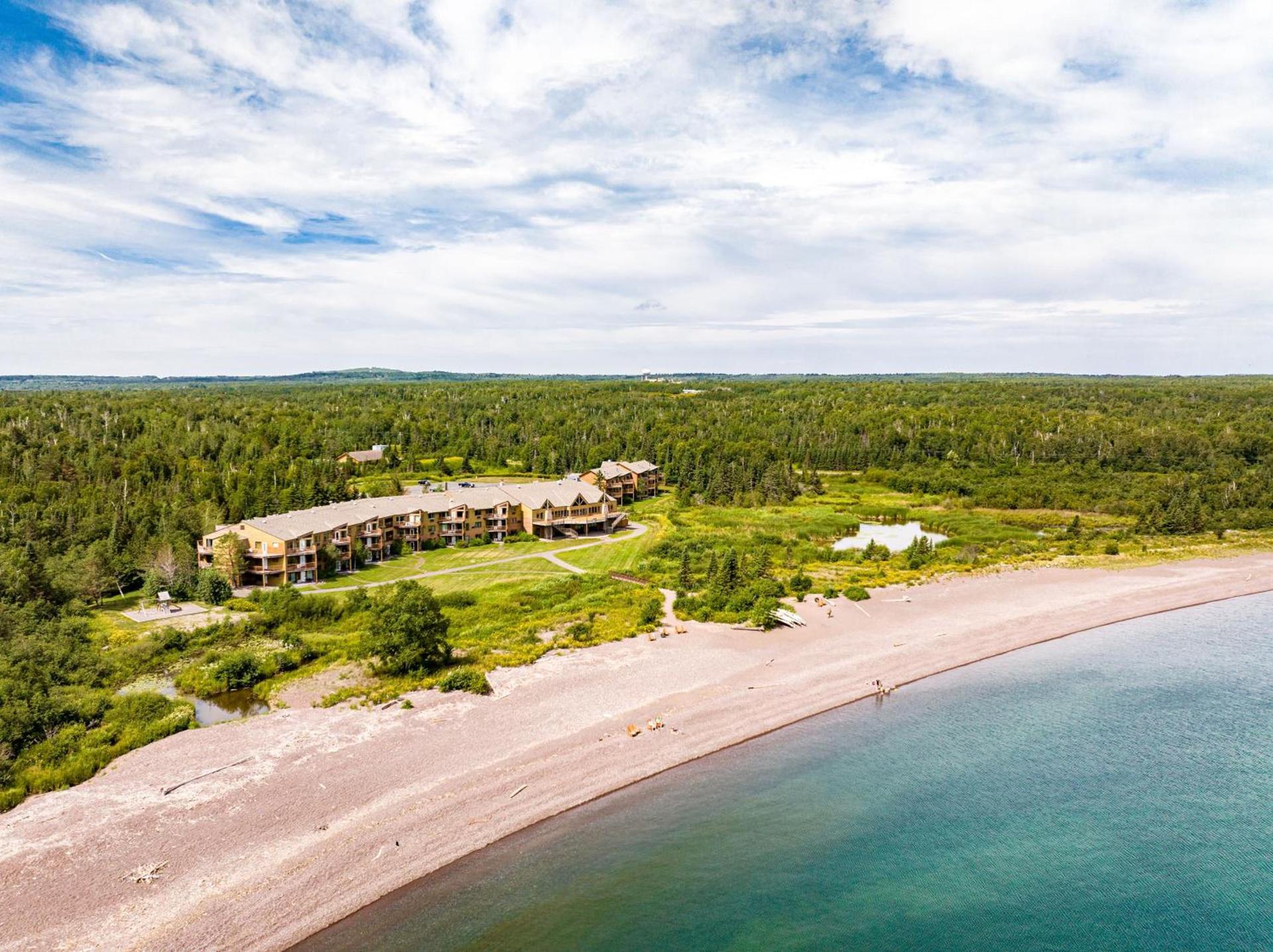 Superior Shores Resort photo 4