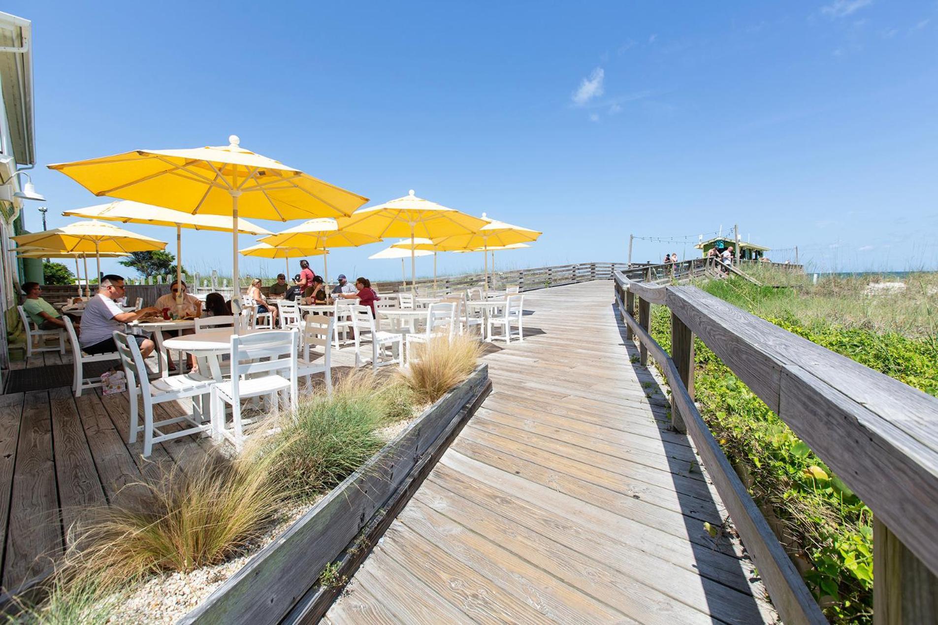 Golden Sands Carolina Beach Oceanfront, Tapestry by Hilton photo 90