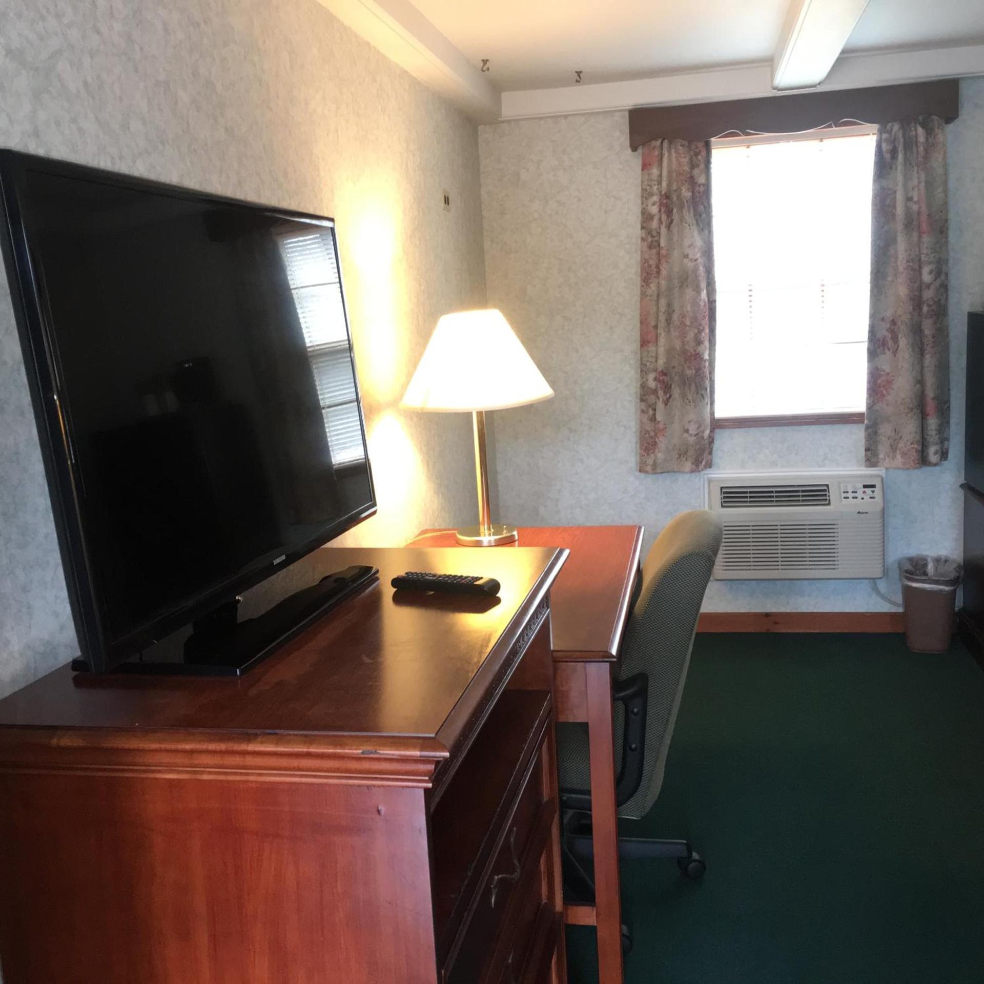 Stonybrook Motel & Lodge photo 51