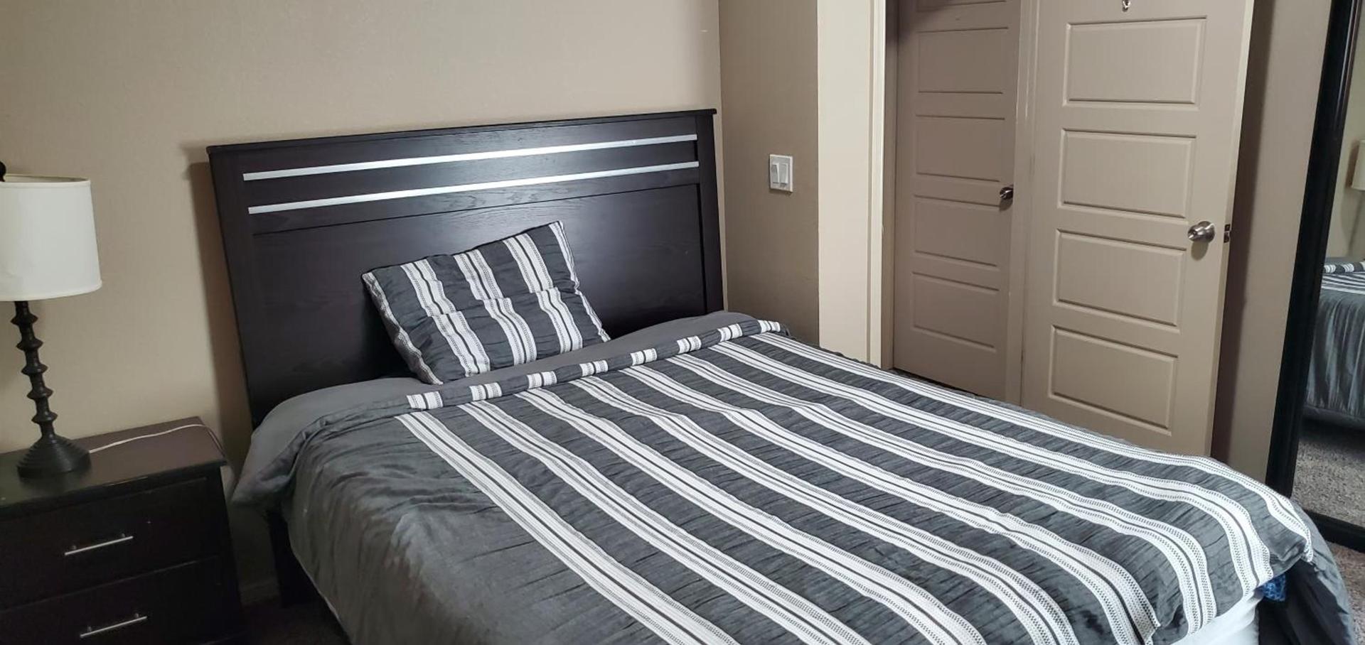 Spacious Master bedroom photo 2