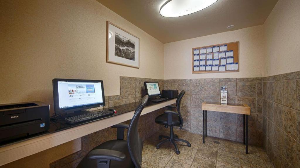 Best Western Frontier Motel photo 46