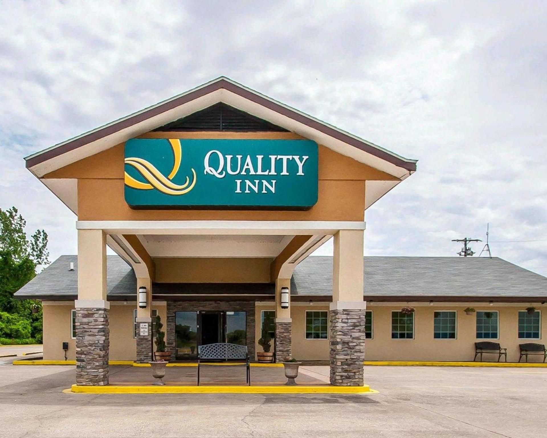 Quality Inn Cairo I-57 photo 1