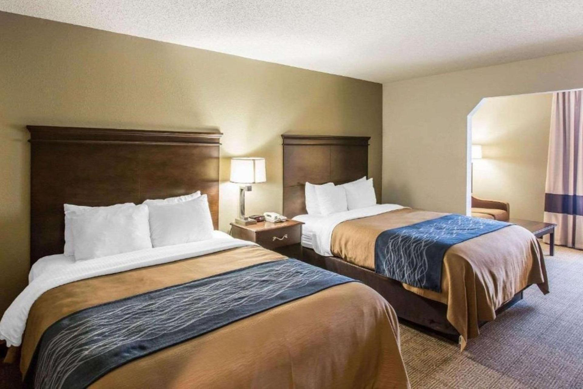 Comfort Suites Cookeville photo 27