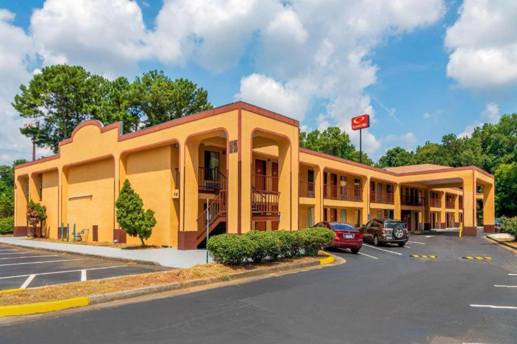 Econo Lodge Decatur - Atlanta East photo 7