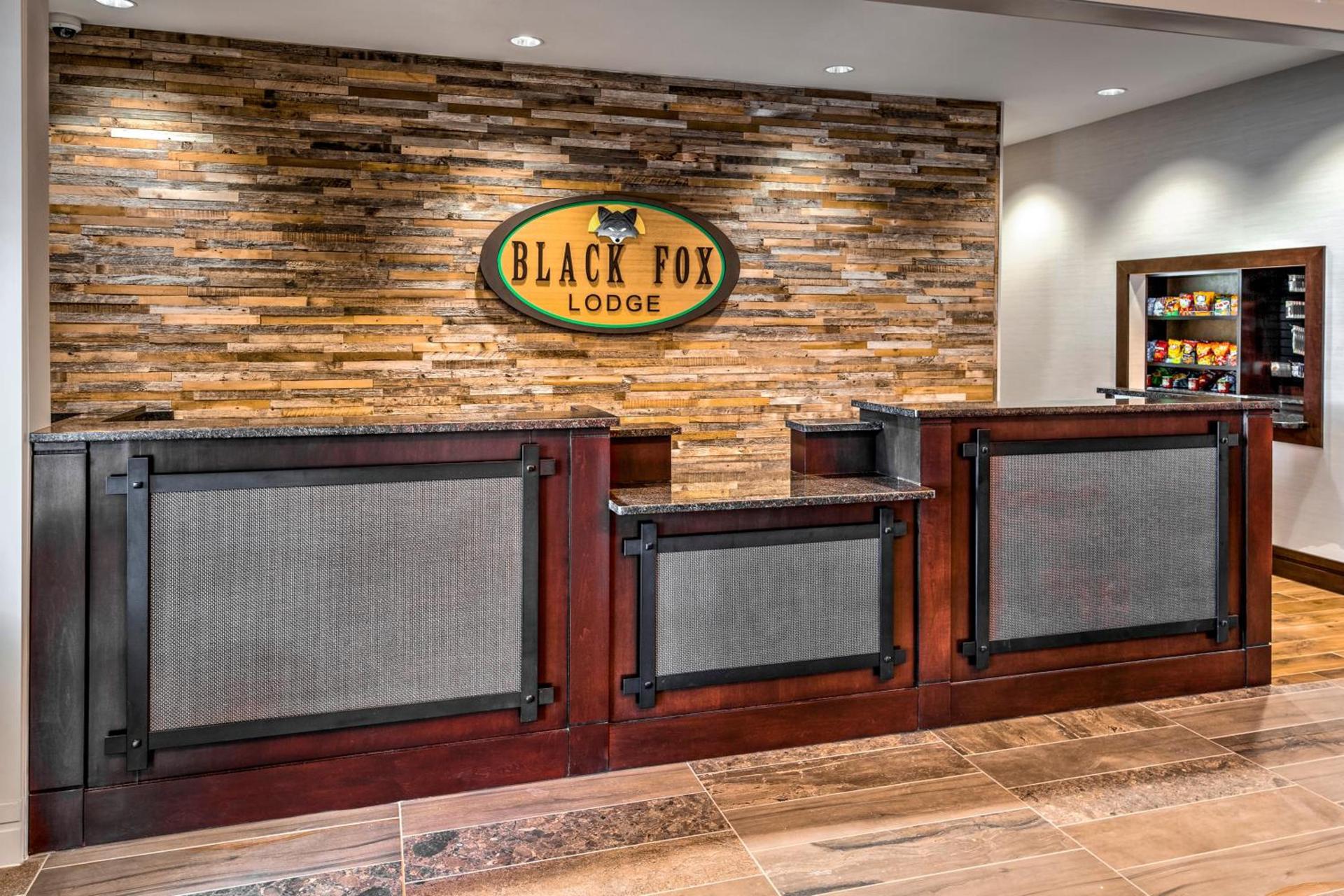 Black Fox Lodge Pigeon Forge, Tapestry Collection by Hilton photo 4