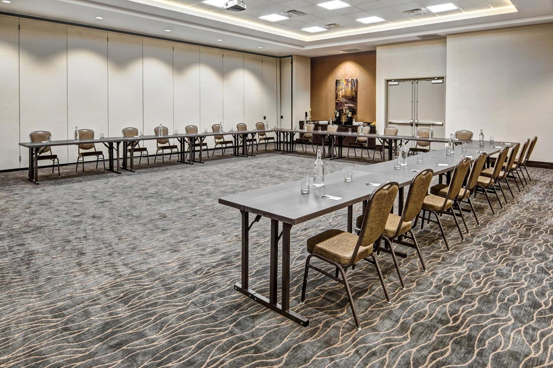 Black Fox Lodge Pigeon Forge, Tapestry Collection by Hilton photo 22