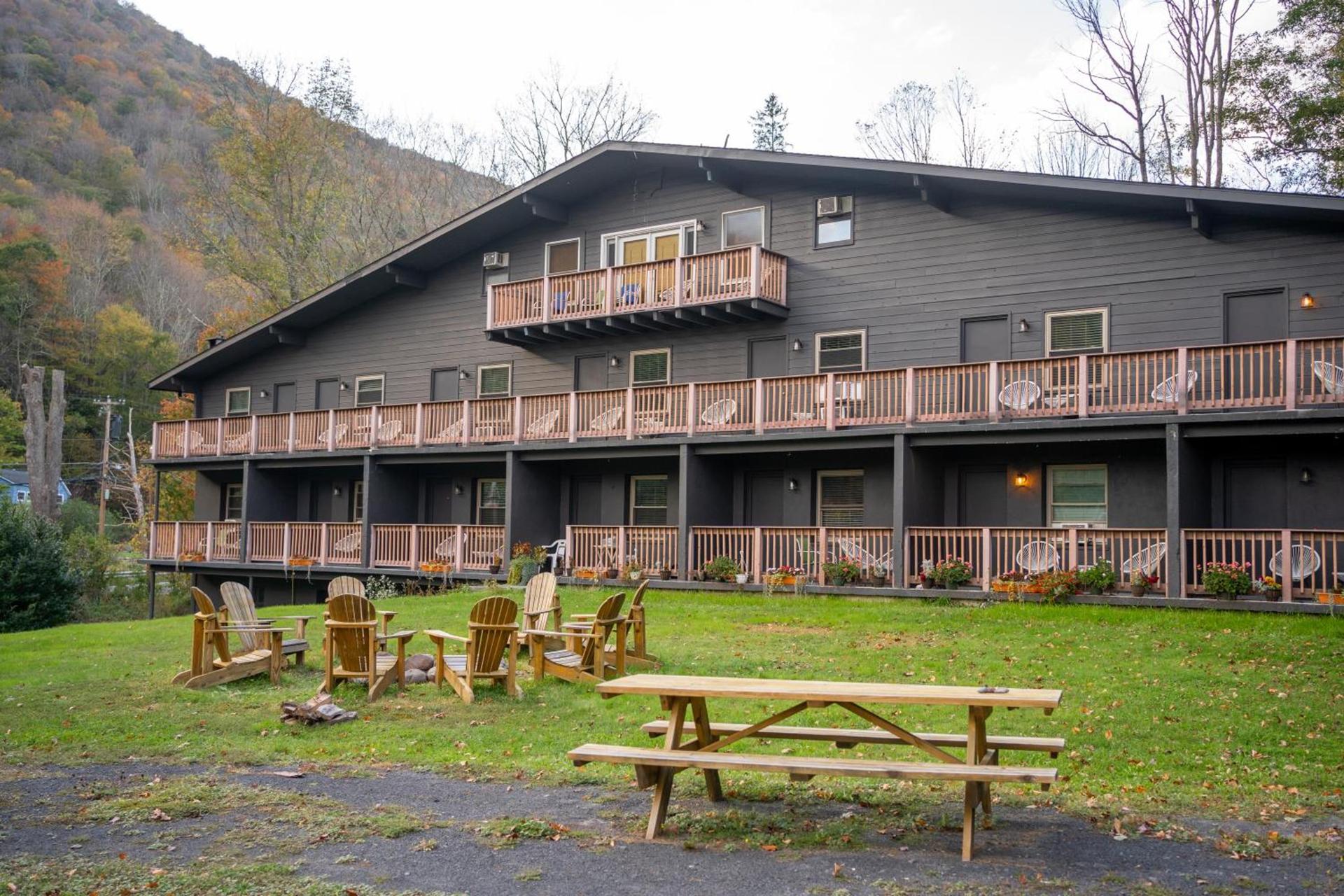 Catskill Seasons Inn photo 12