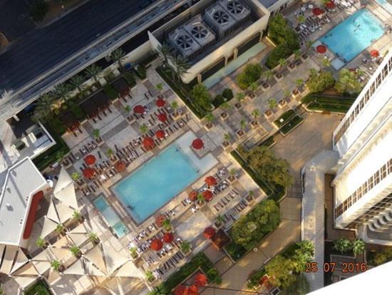 Signature MGM Suite with Strip and Sphere View photo 45