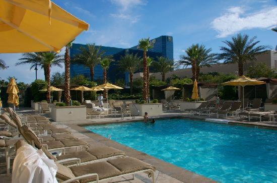 Signature MGM Suite with Strip and Sphere View photo 46