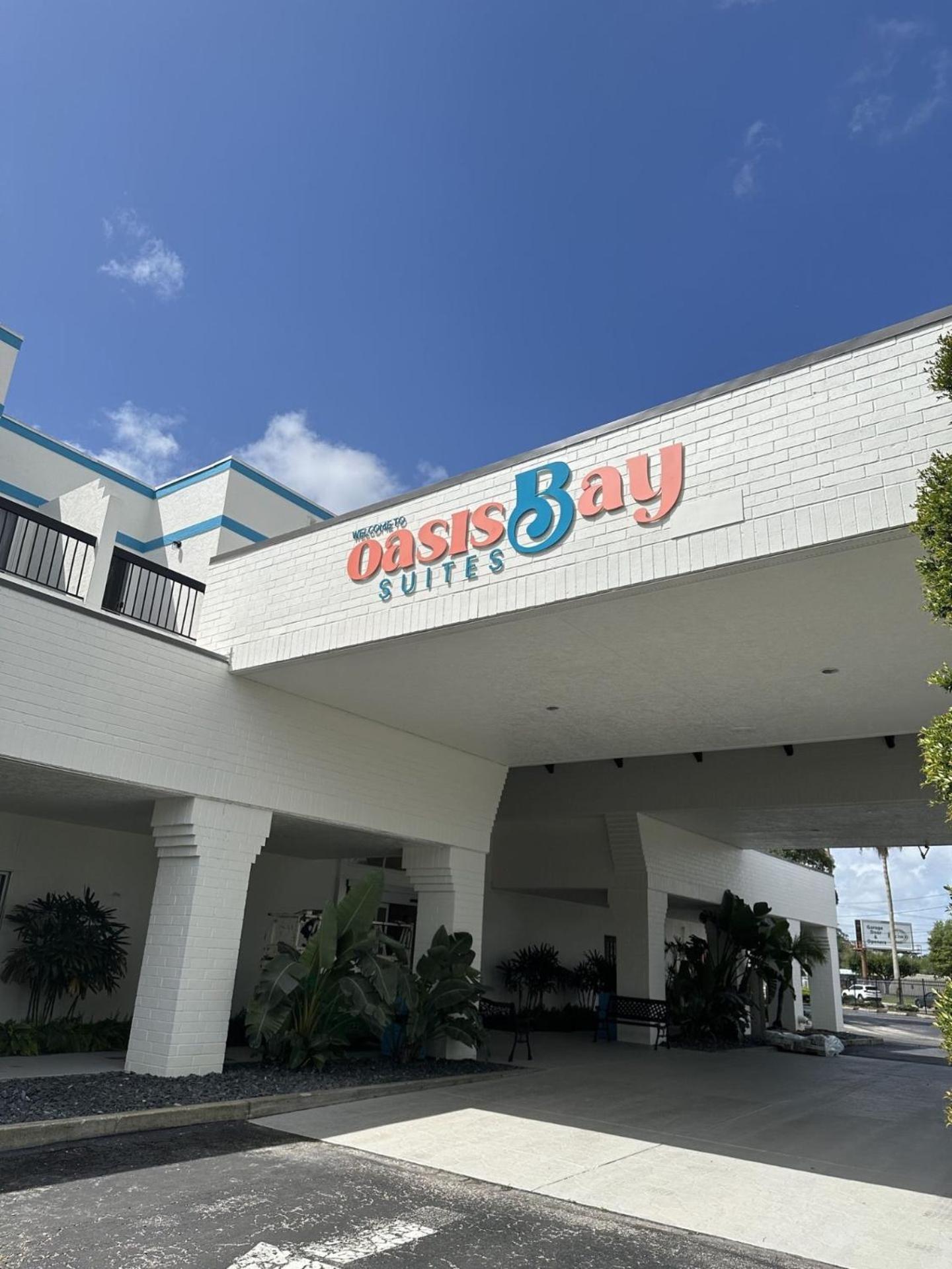OASIS BAY SUITES, Tampa, Busch Gardens, USF photo 8