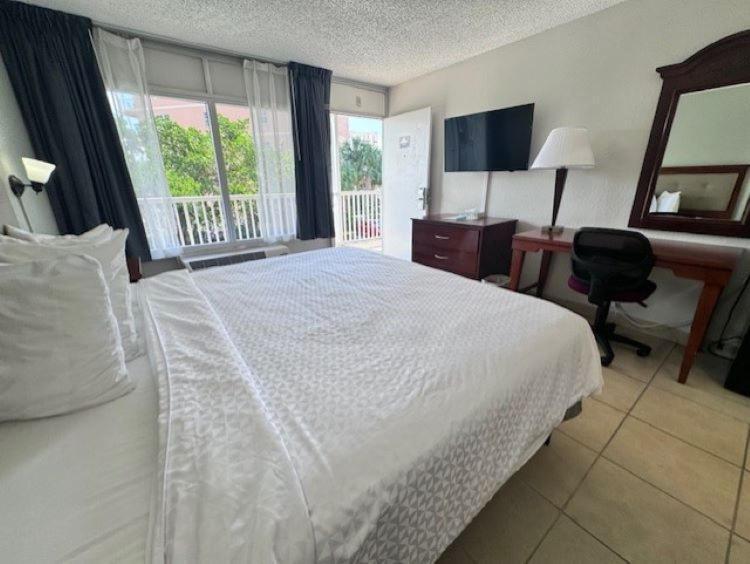 Clearwater Beach Hotel photo 54