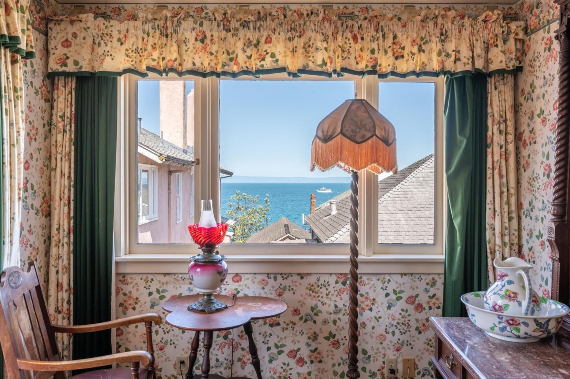 Martine Inn photo 61