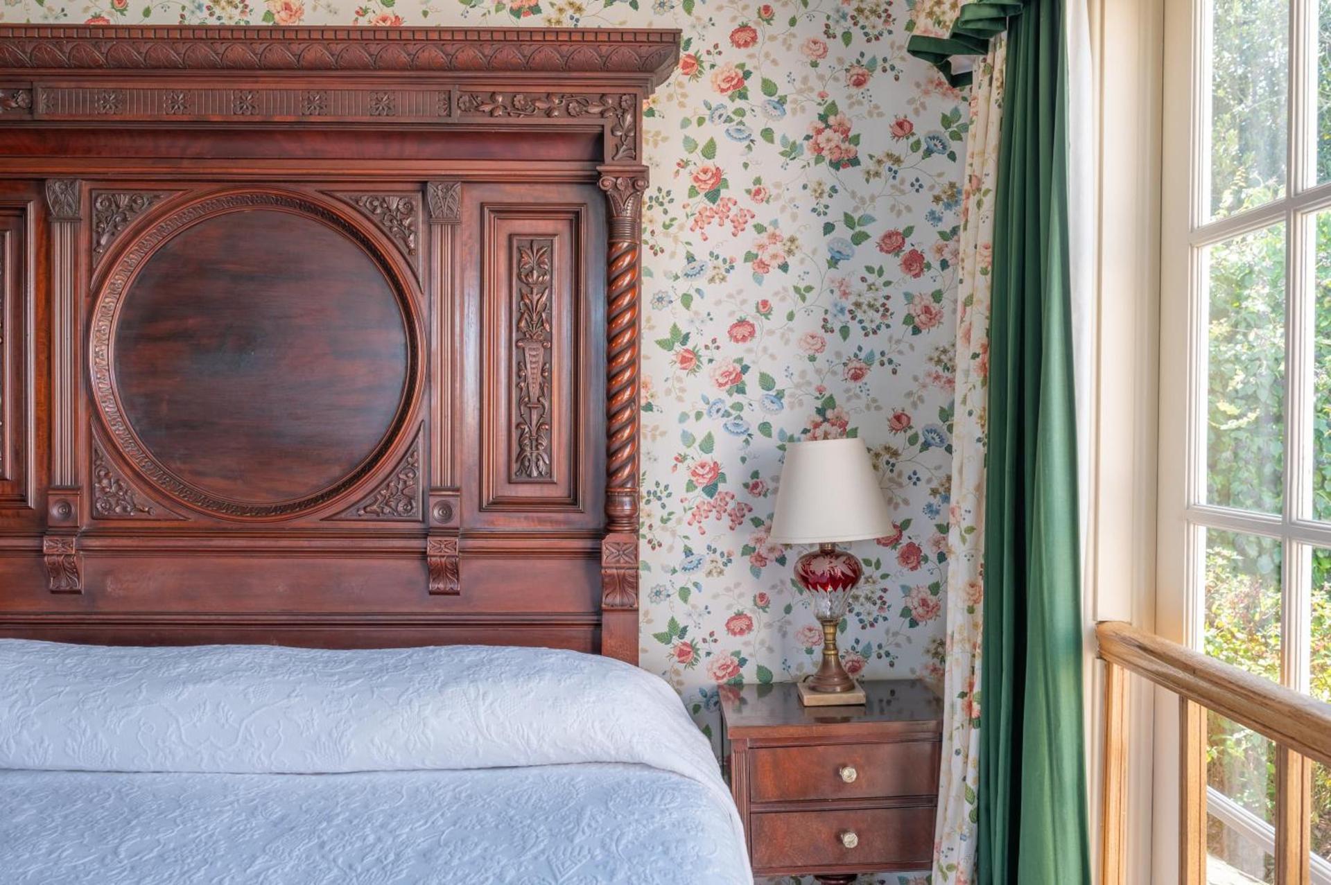 Martine Inn photo 8