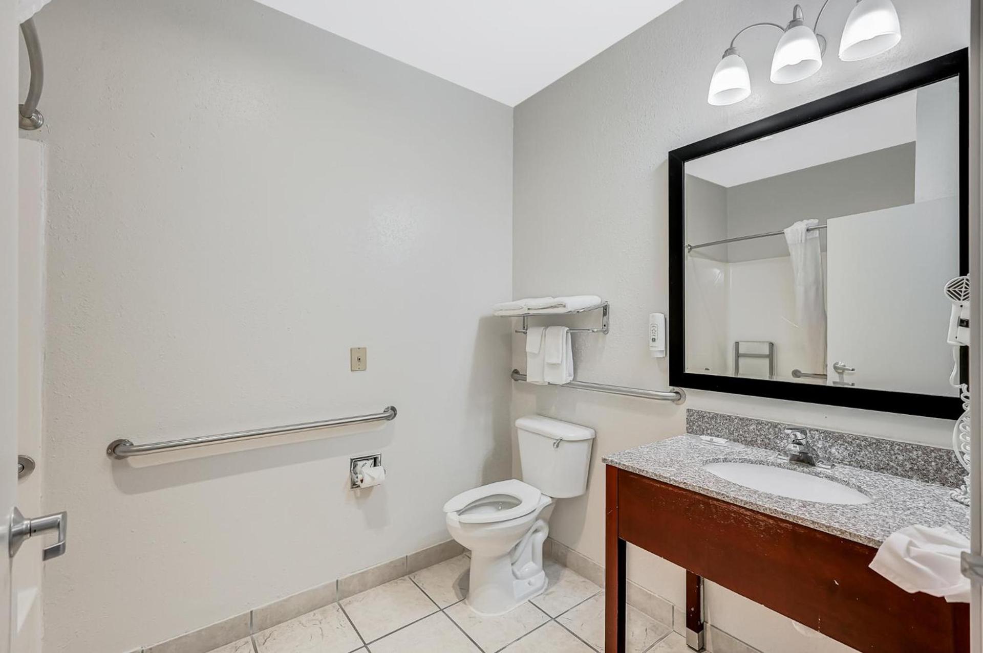 Garner Hotel Liberty Lake by IHG photo 29