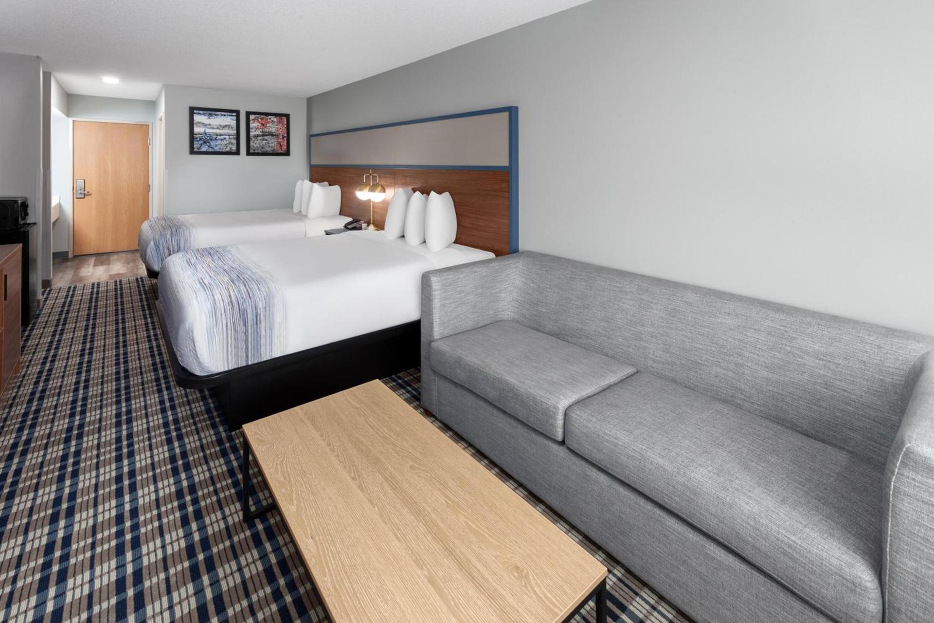 AmericInn by Wyndham Eagle River Downtown photo 56