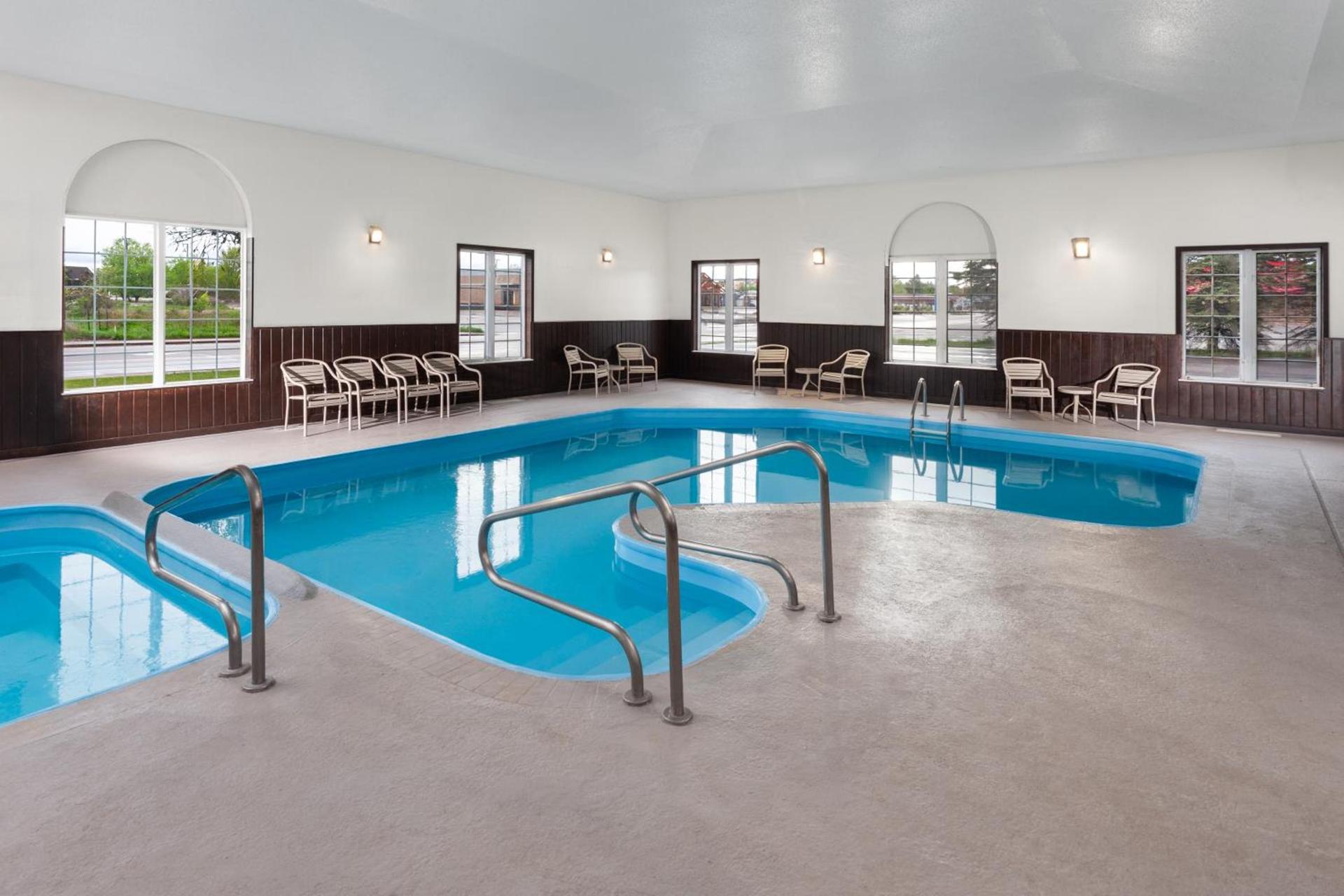 AmericInn by Wyndham Eagle River Downtown photo 34