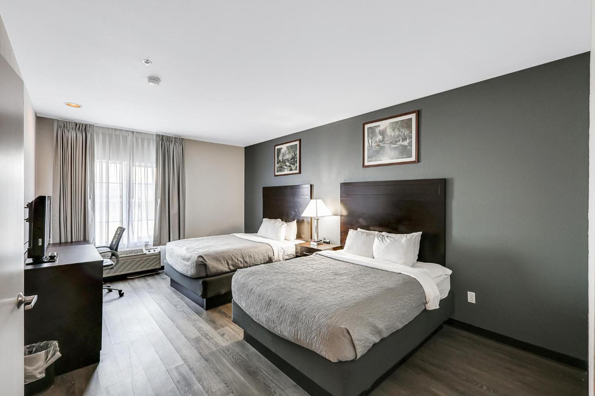 Garner Hotel Liberty Lake by IHG photo 36