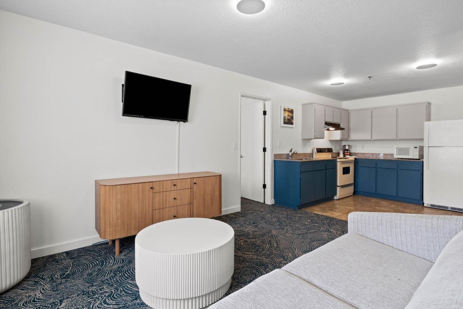 Adobe Resort photo 55