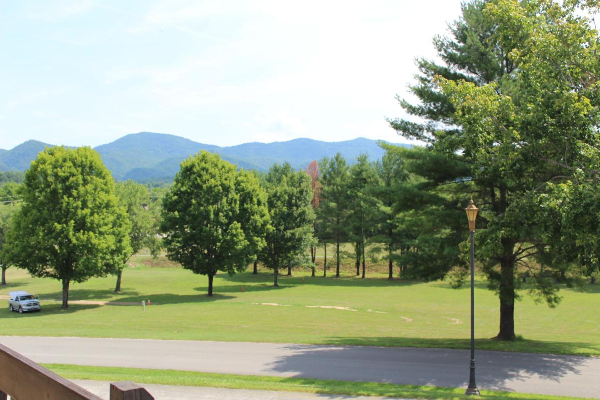 Highland Manor Inn photo 45