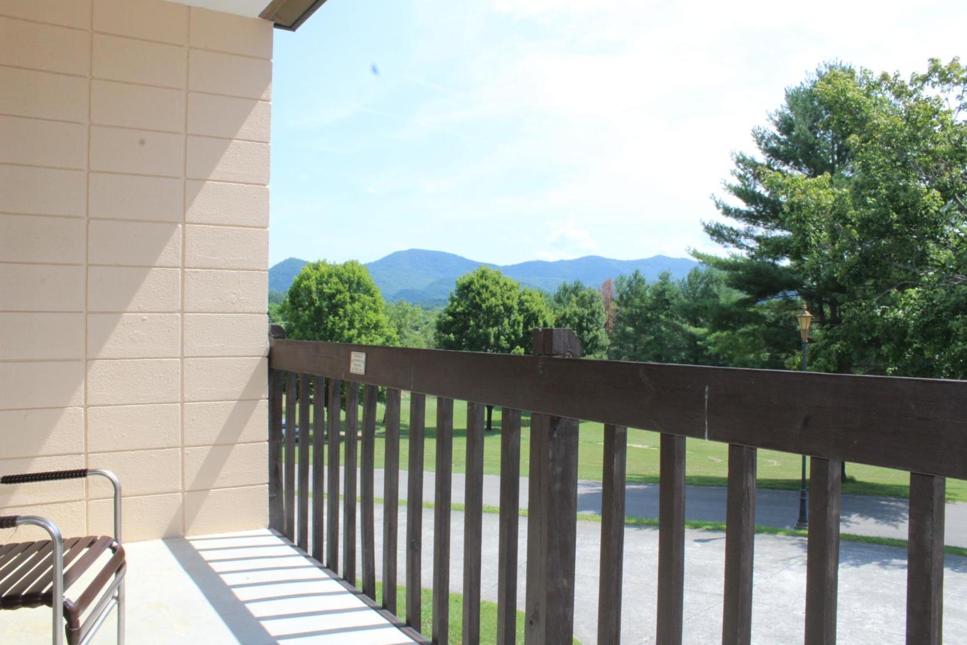 Highland Manor Inn photo 49