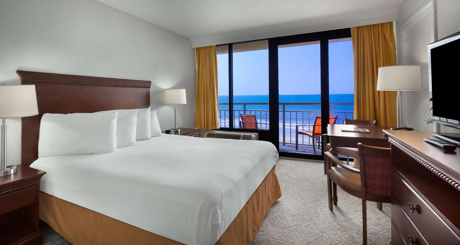 Best Western Ocean Sands Beach Resort photo 60