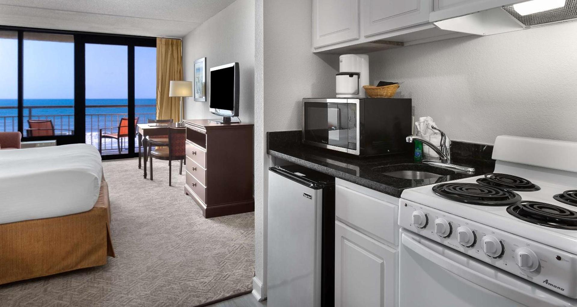 Best Western Ocean Sands Beach Resort photo 72