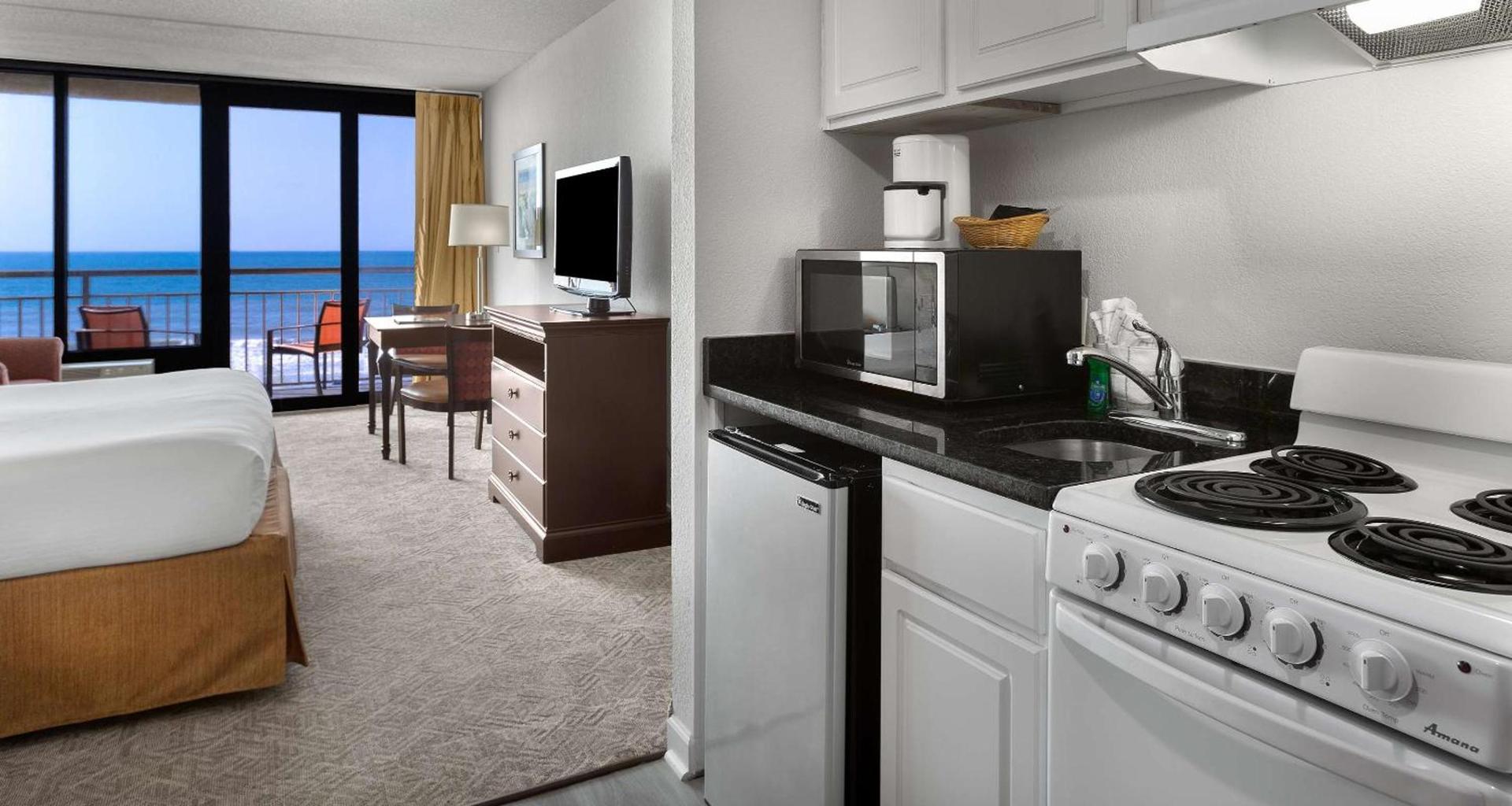 Best Western Ocean Sands Beach Resort photo 70
