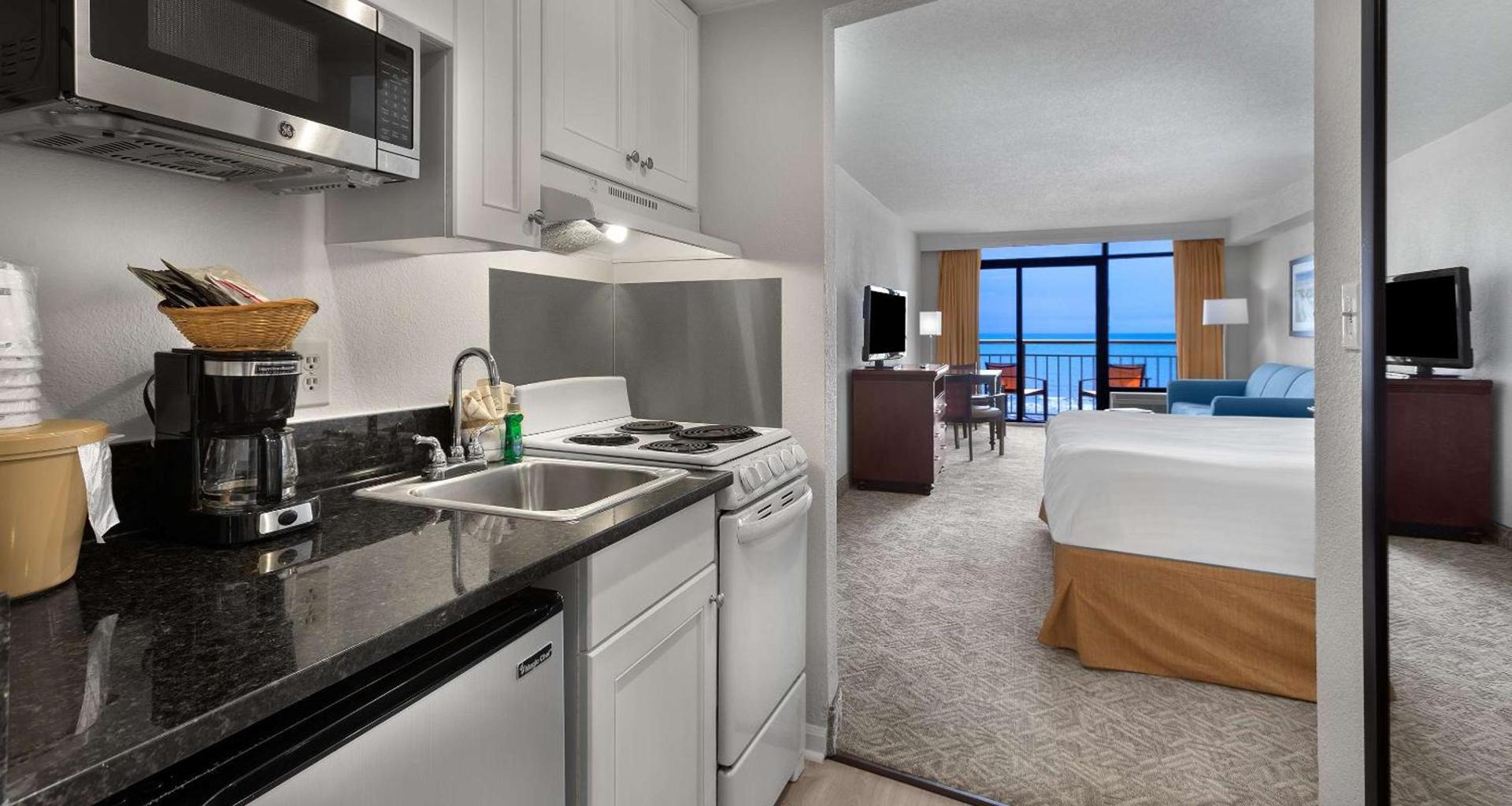 Best Western Ocean Sands Beach Resort photo 45