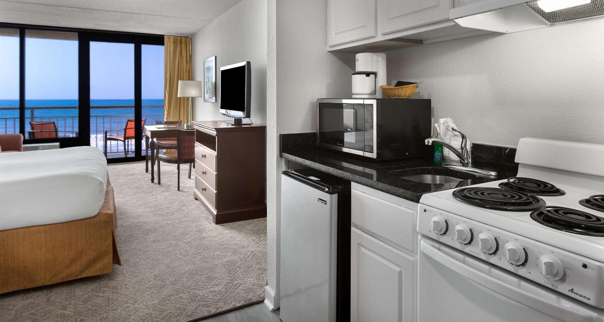 Best Western Ocean Sands Beach Resort photo 69