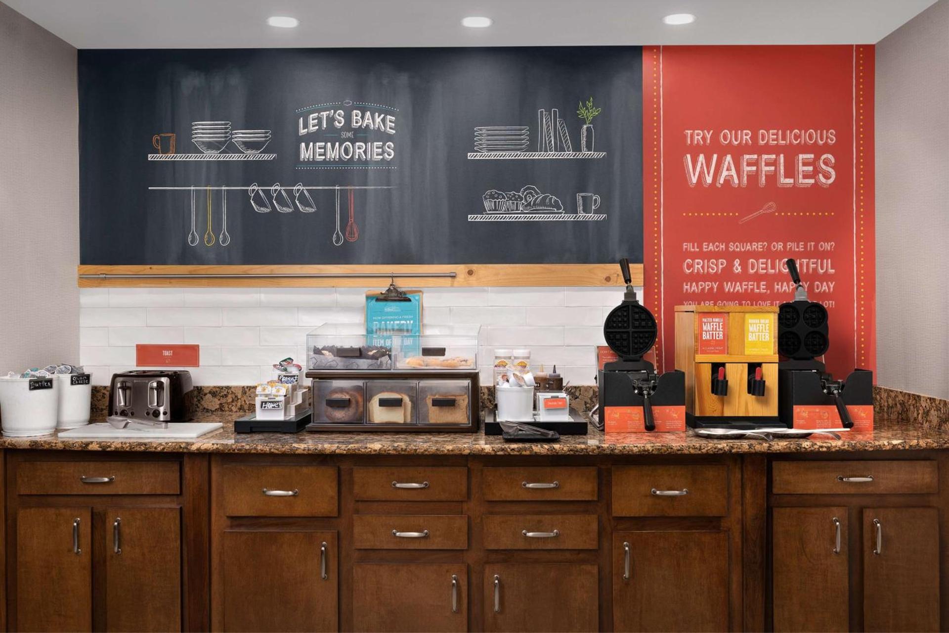 Hampton Inn & Suites Huntersville photo 8