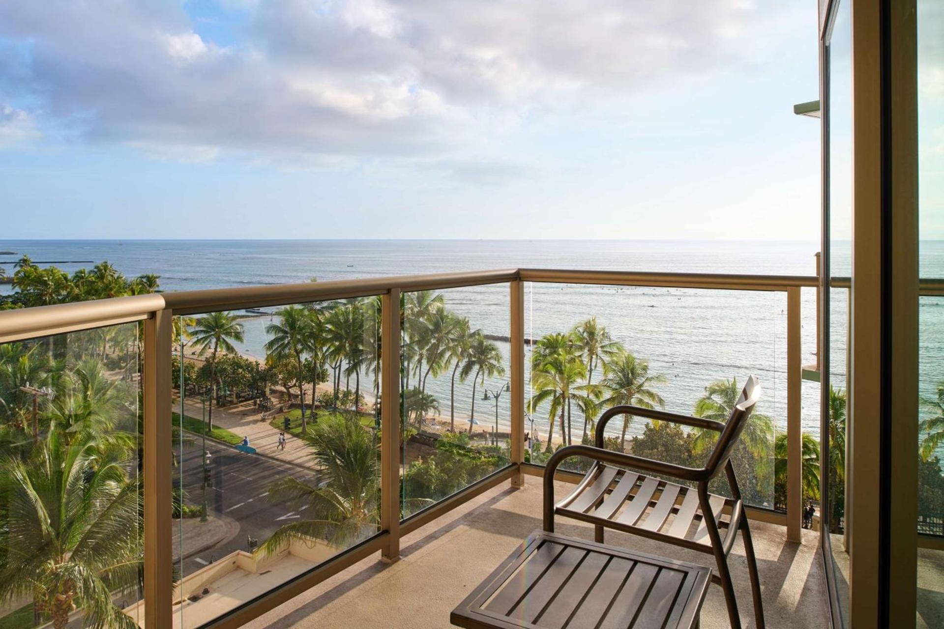 Waikiki Circle Hotel by Castle photo 16
