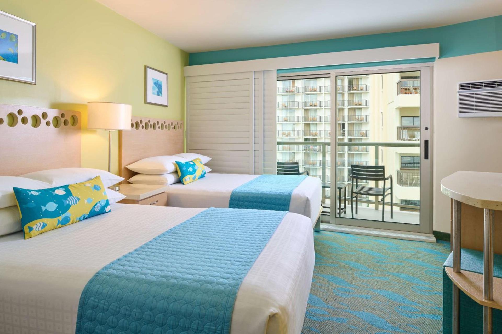 Waikiki Circle Hotel by Castle photo 18