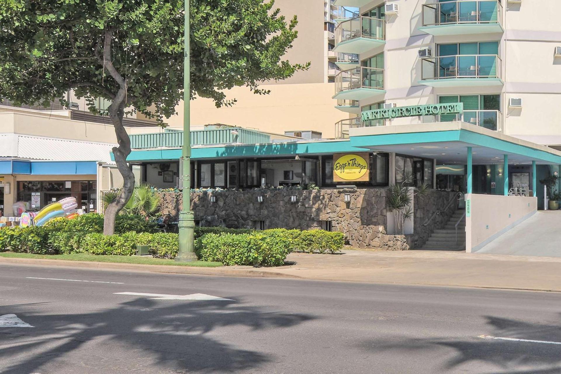 Waikiki Circle Hotel by Castle photo 28