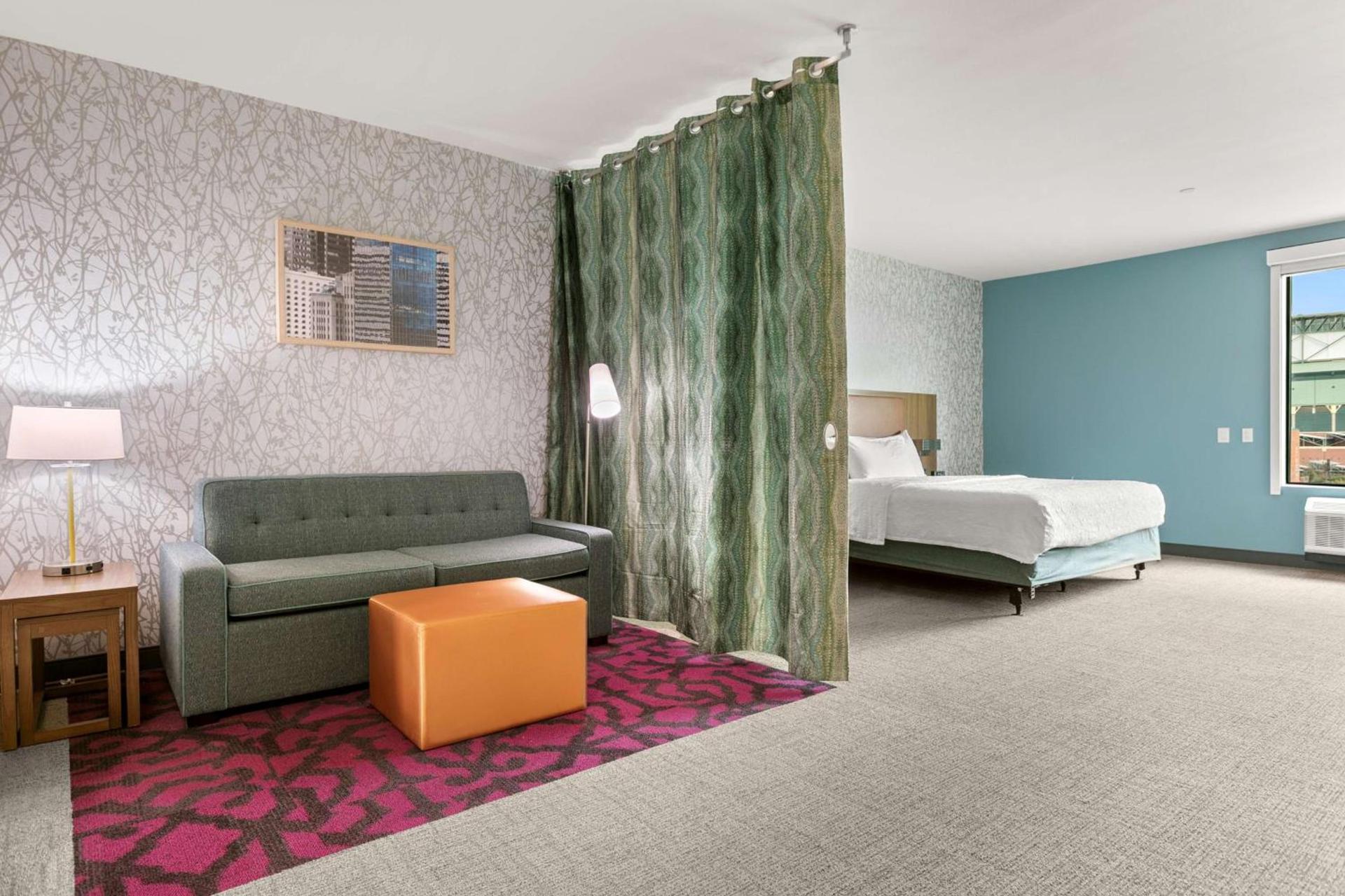 Home2 Suites By Hilton Phoenix Downtown photo 11