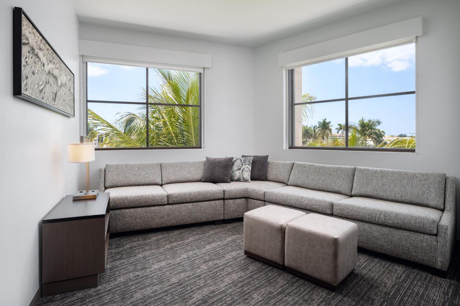 Hyatt House Naples 5th Avenue photo 13