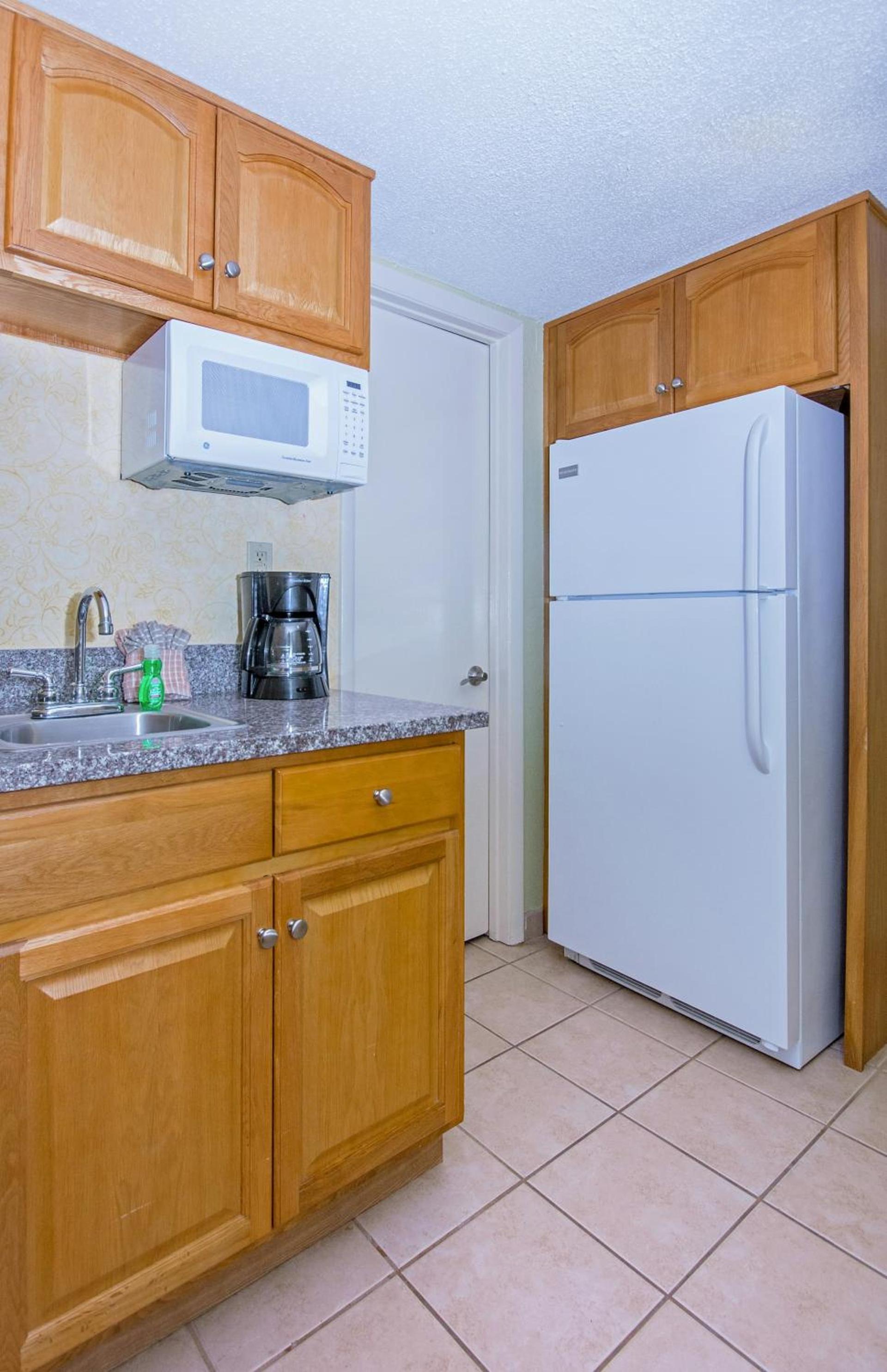 Compass Cove photo 42