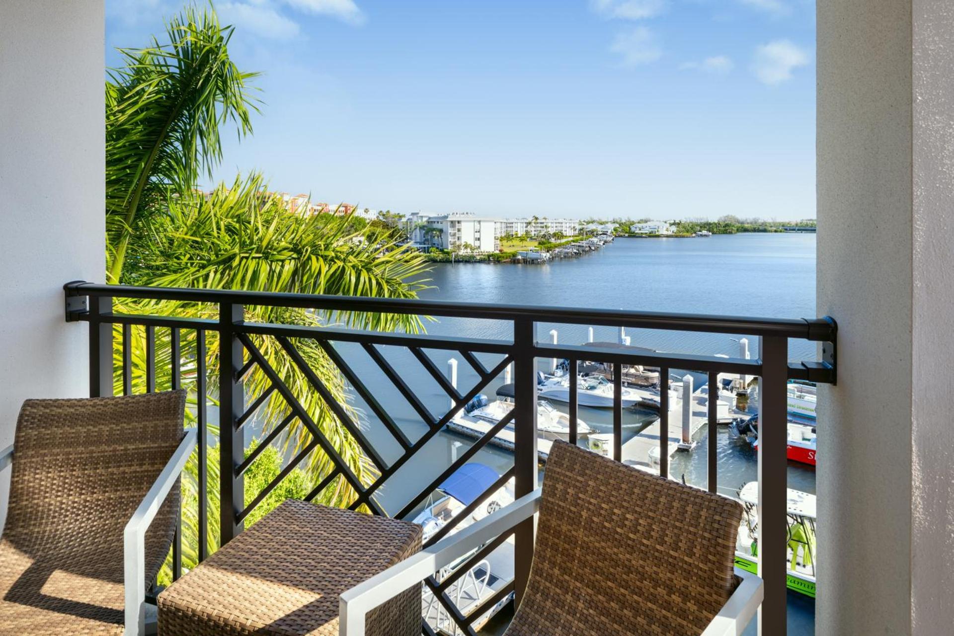 Hyatt House Naples 5th Avenue photo 16