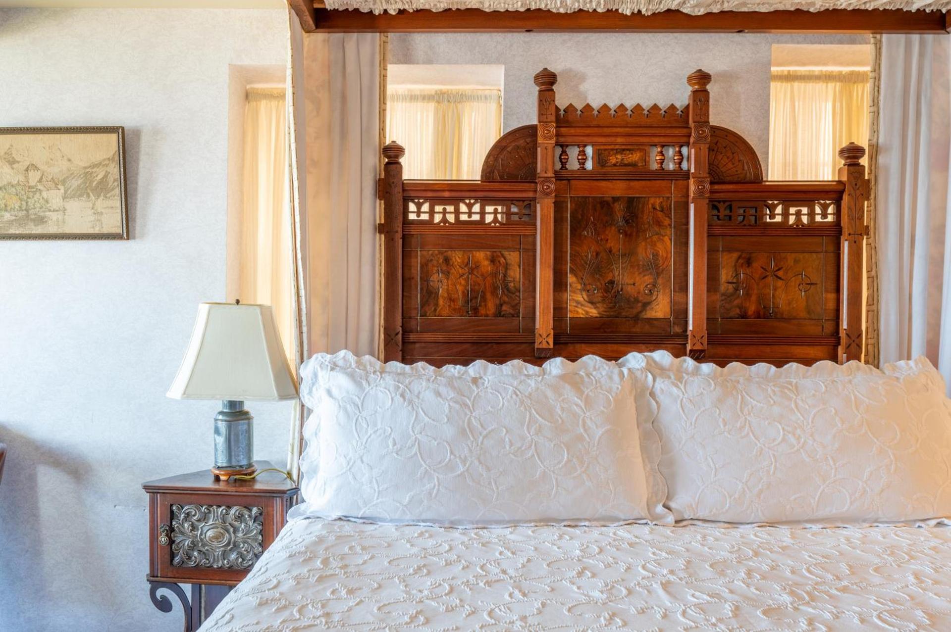 Martine Inn photo 7