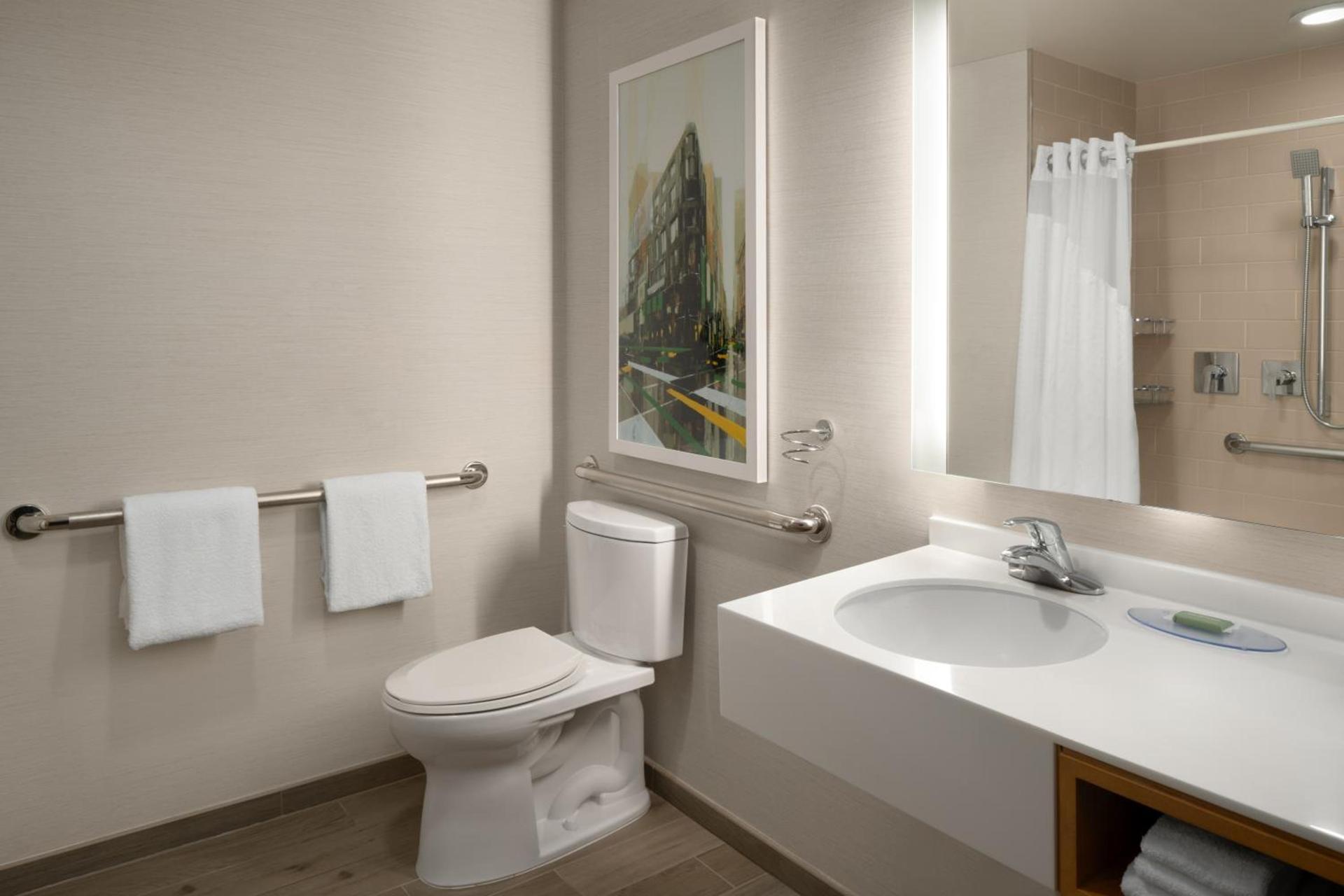 Courtyard by Marriott San Diego Gaslamp/Convention Center photo 4