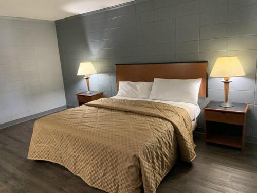 Paradise Suites - Newport News & Jefferson Ave photo 7