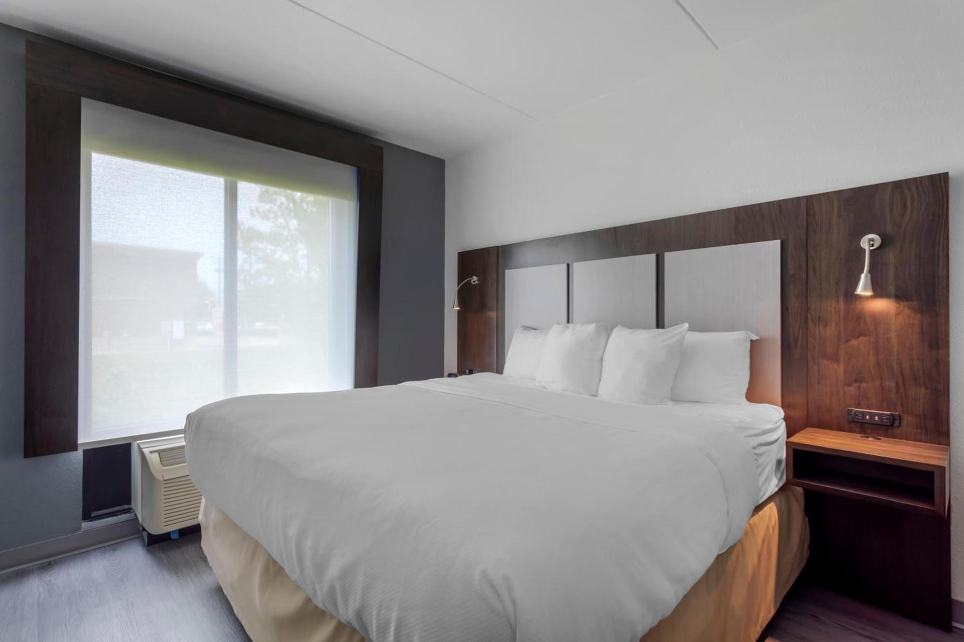 Comfort Suites Mt Juliet-Nashville Area photo 15