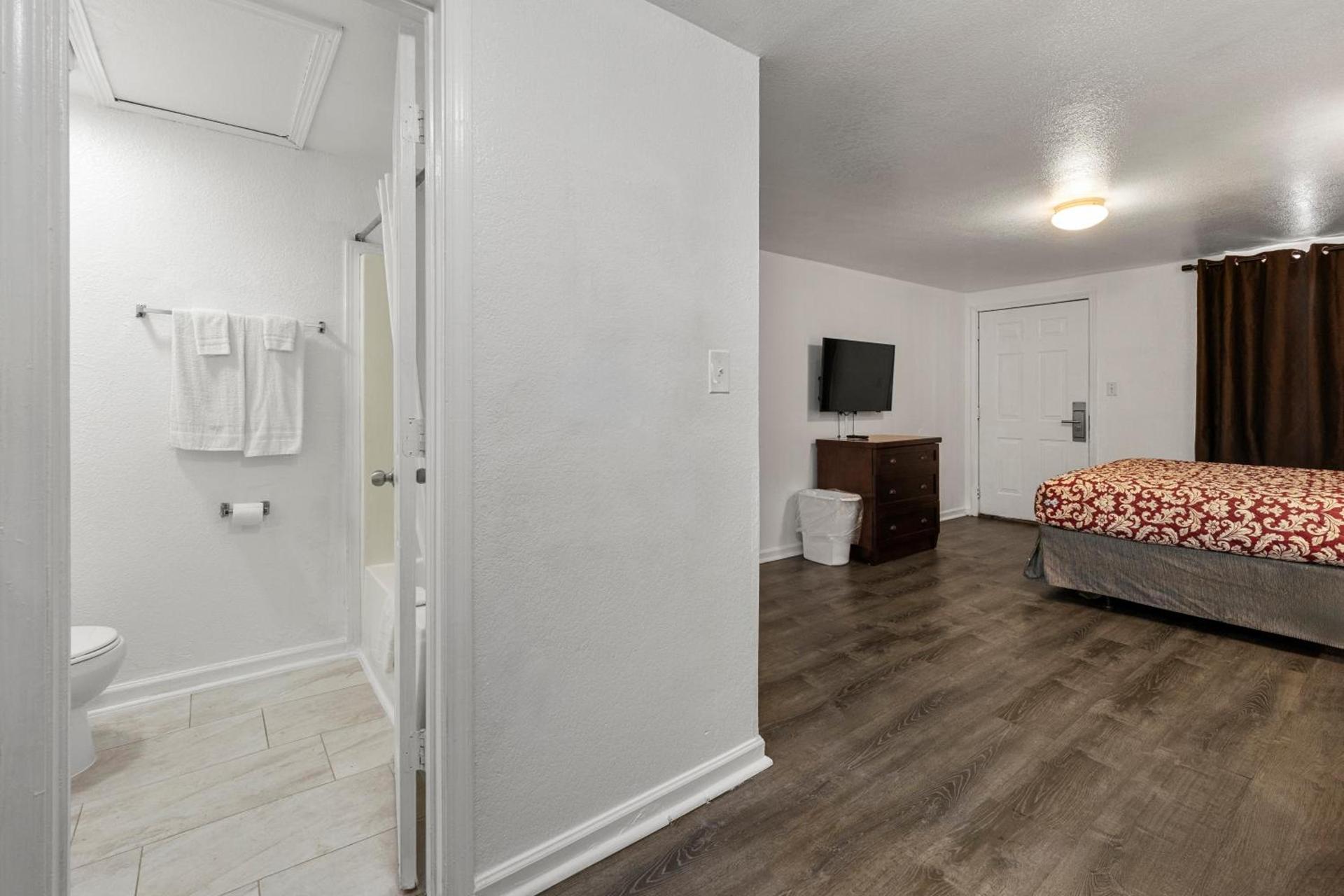 Extended Stay Studios photo 57