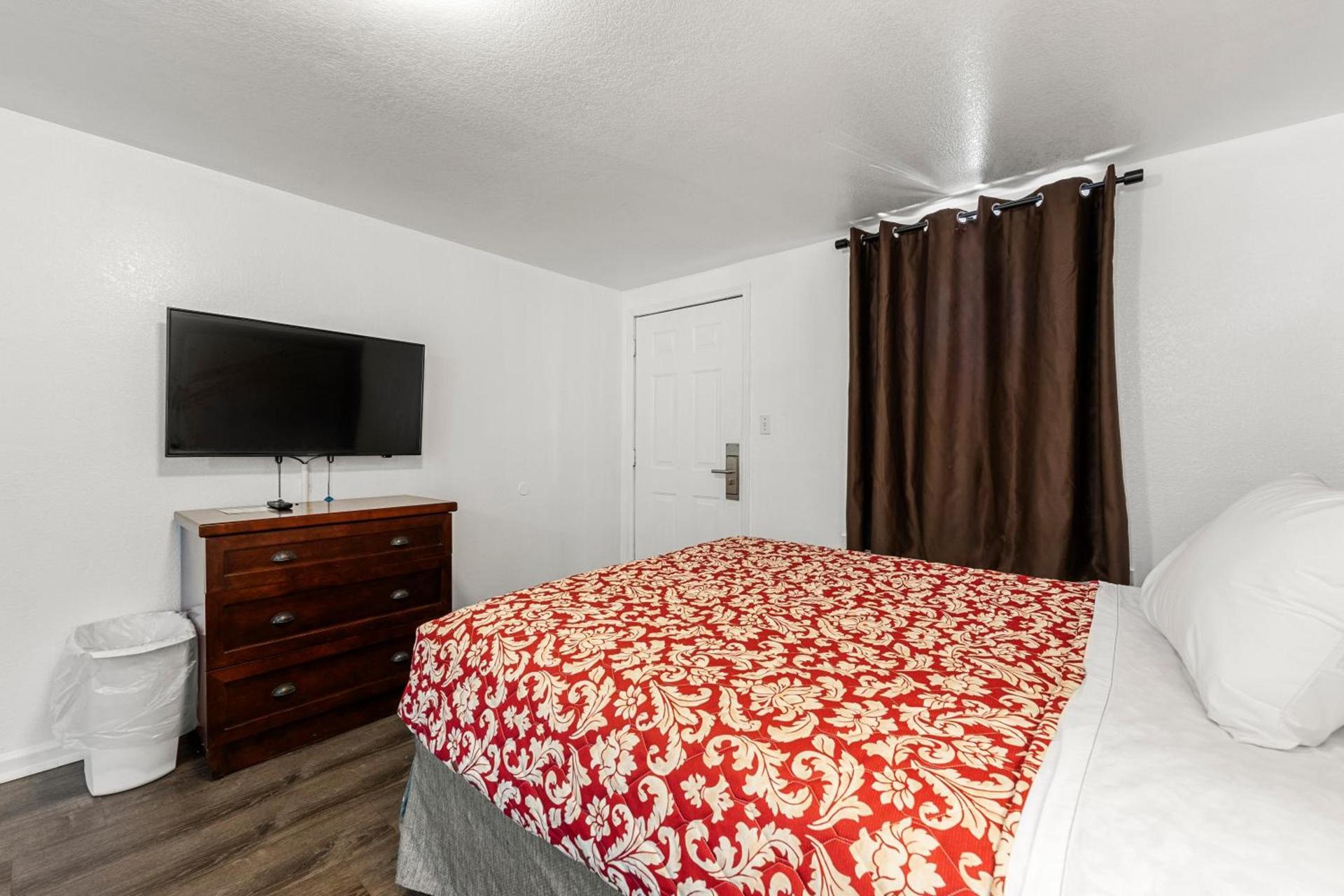 Extended Stay Studios photo 60