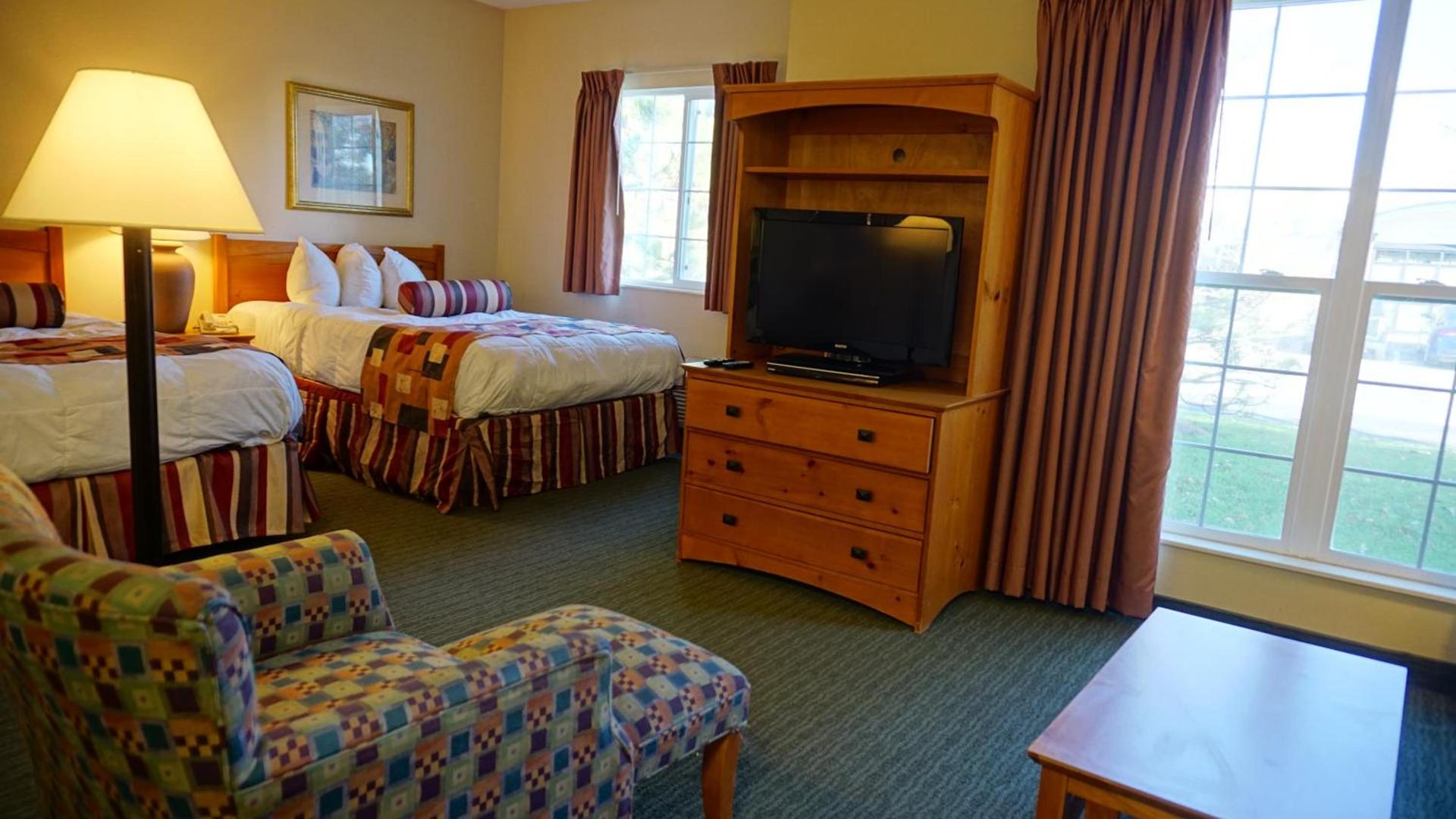 Baymont by Wyndham Wichita East photo 17