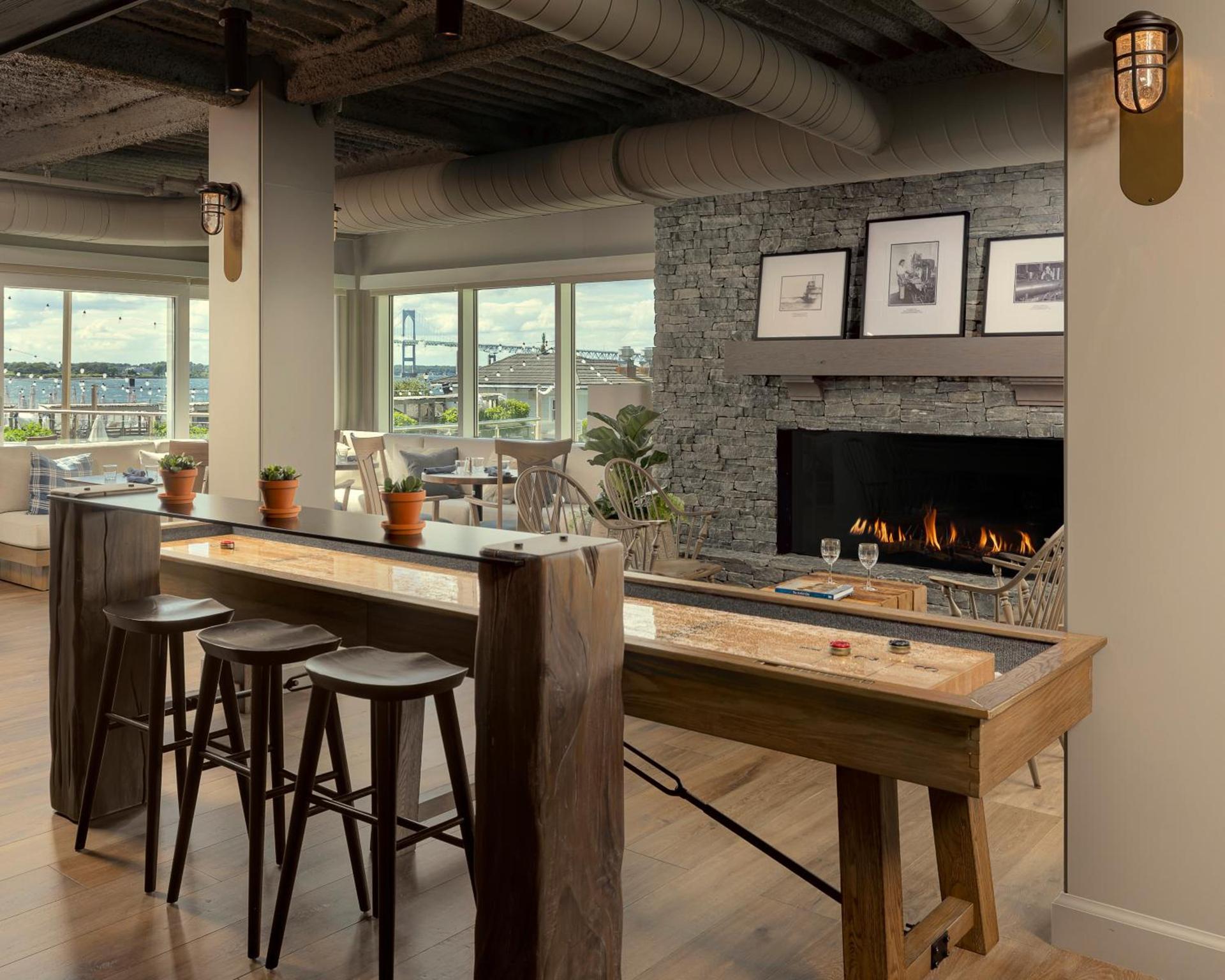 Newport Harbor Island Resort photo 42