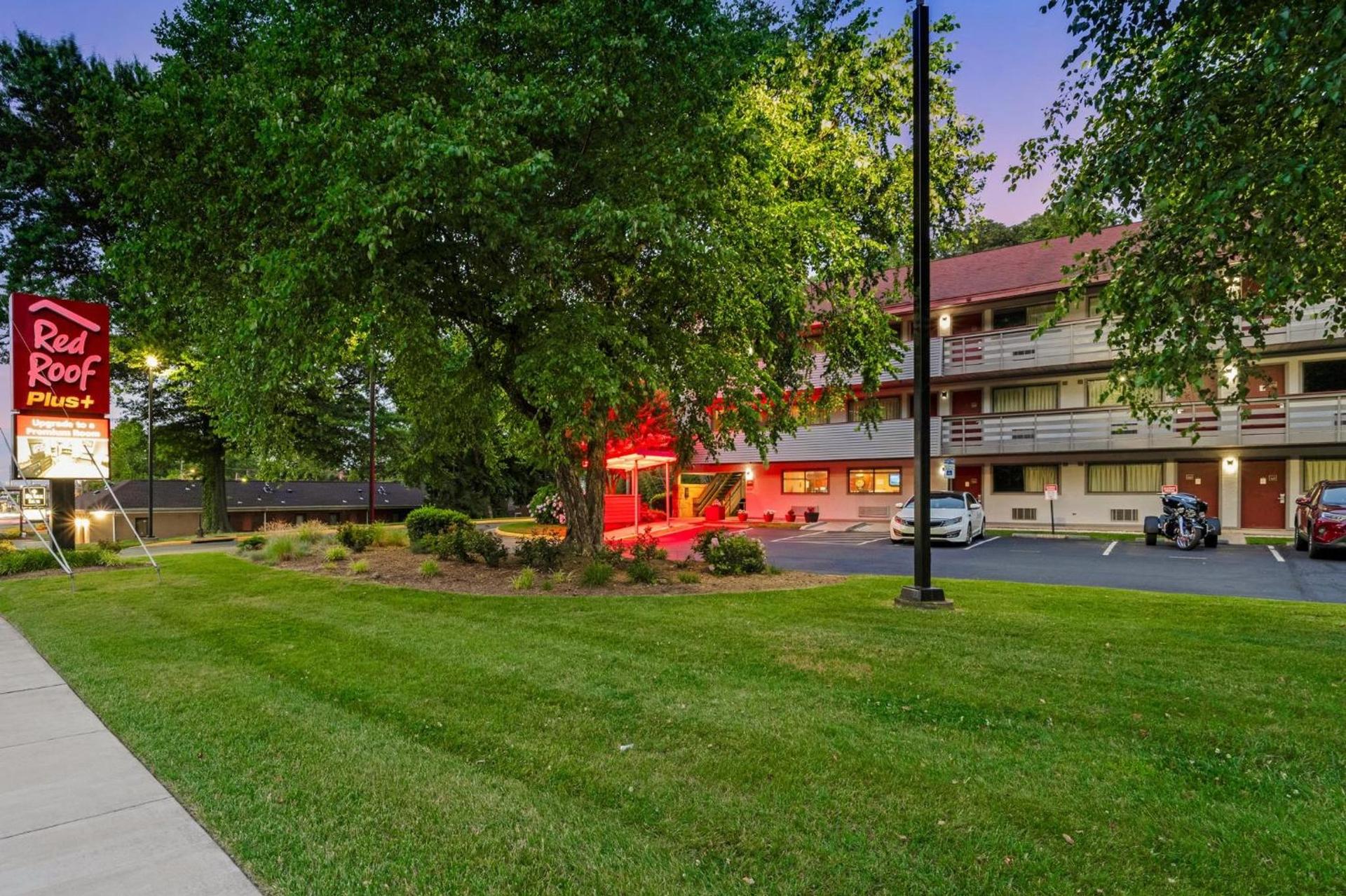 Red Roof Inn PLUS+ Washington DC - Alexandria photo 4